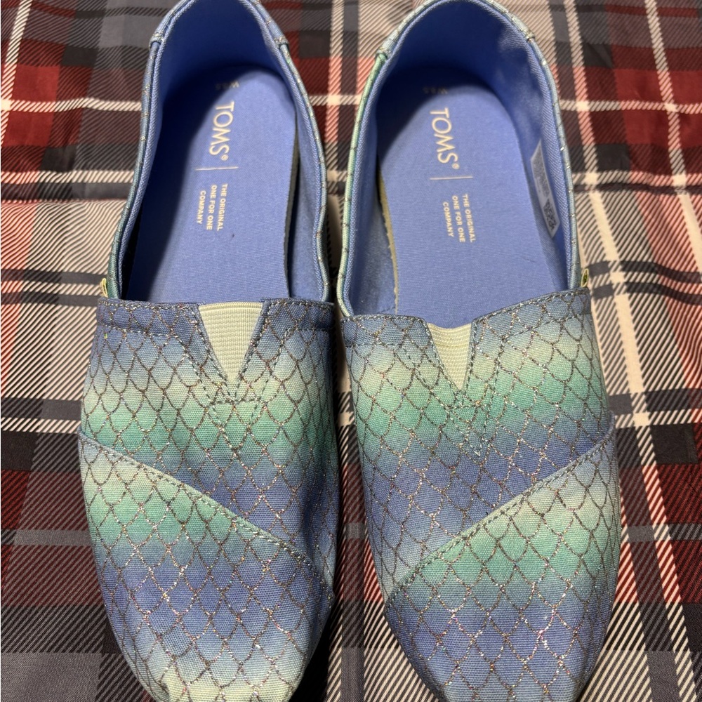 TOMS Mermaid Gradient Blue and Green Flats